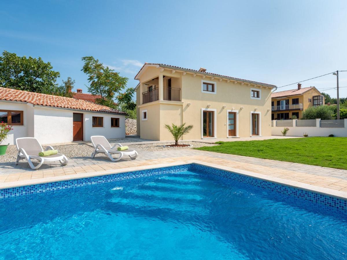 Tranquil Holiday Home In Labin With Private Swimming Pool Exterior photo
