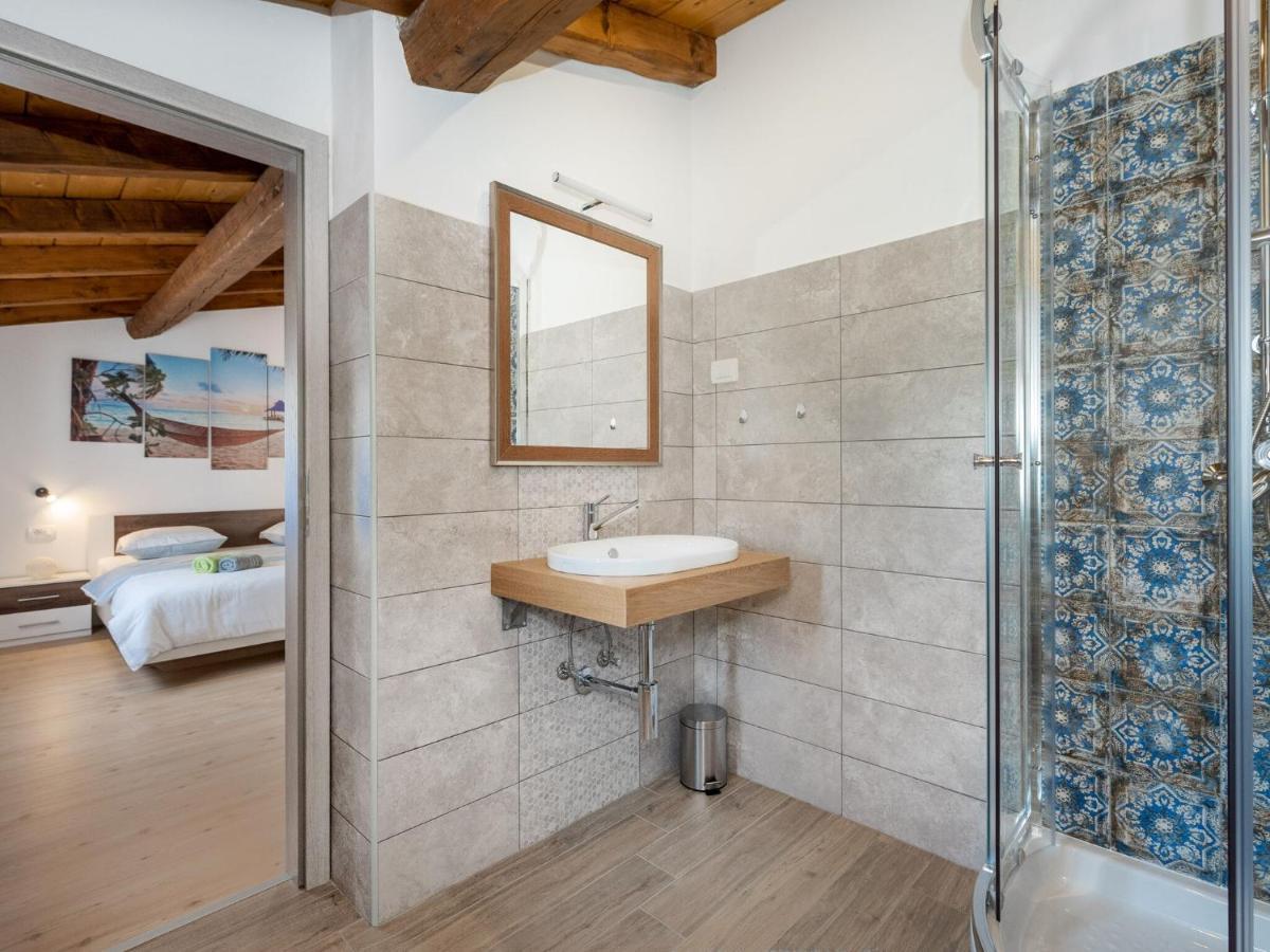 Tranquil Holiday Home In Labin With Private Swimming Pool Room photo